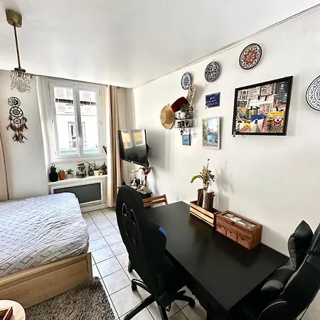 Apartamento Cozy Studio Near Opera & Montmartre