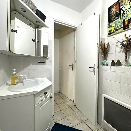 Cozy Studio Near Opera & Montmartre * París